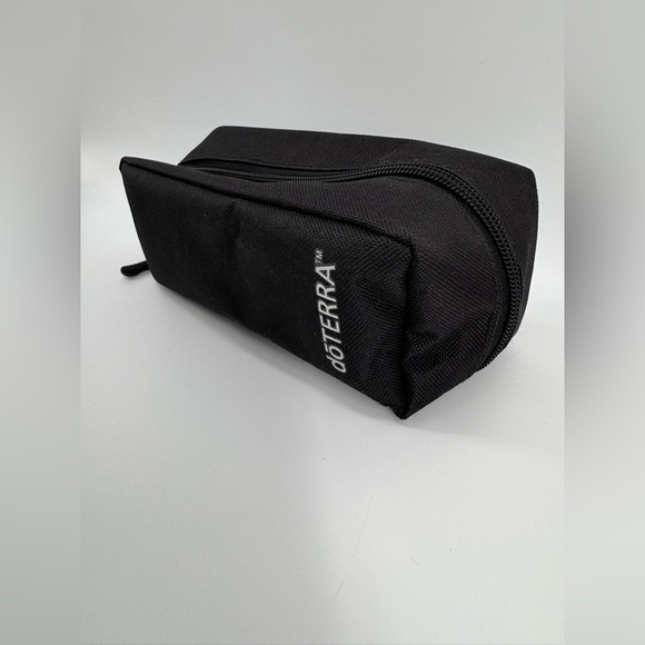 Doterra Essential Oil Cosmetic Black Bag - Picture 2 of 3